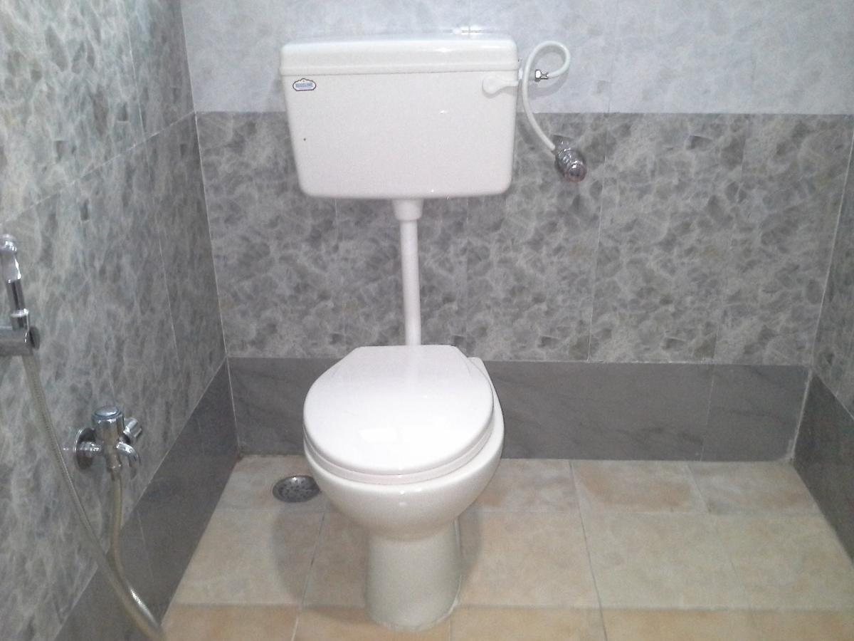 Galaxy Vaibhav Hotel 2*